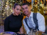 لحظات عاشقانه کریستیانو رونالدو و جورجینا در گلوب ساکر + عکس