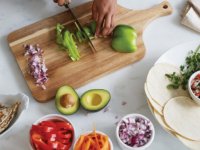 نکات تغذیه‌ای در زمان اردو یا مسافرت‌های ورزشی