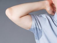 چگونه تعریق در تابستان را کاهش دهیم؟