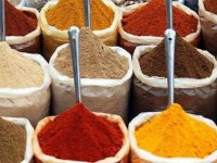 آشنایی با 9 ادویه پر کاربرد و خواص آن