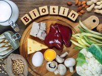 خوردنی های بیوتین دار و منابع طبیعی بیوتین