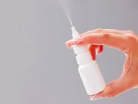 اگر روزانه از اسپری بینی استفاده می‌کنید این مطلب را بخوانید