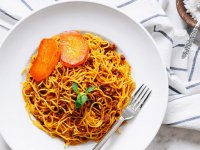 شب‌ها به این علت نباید ماکارونی بخورید