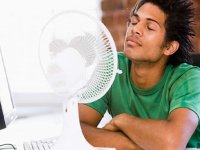 به این دلایل مهم شب‌ها از پنکه استفاده نکنید