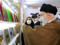 بازدید رهبر انقلاب اسلامی از نمایشگاه کتاب + تصاویر