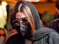 حضور هنرمندان در تشییع و خاکسپاری عزت الله مهرآوران + عکس