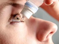 با خشکی چشم‌ها در فصل بهار چه کنیم؟