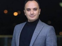 گریم دیدنی احسان کرمی در نقش پرفسور حسابی + عکس