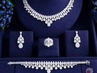 قیمت طلا، قیمت دلار، قیمت سکه و قیمت ارز 23 بهمن 1401