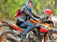 شرط صدور گواهینامه موتورسیکلت برای بانوان