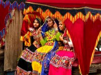 جشنواره رنگارنگ شترها در صحرای هند