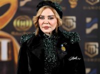 بهاره رهنما با استایل زمردی در جشن حافظ