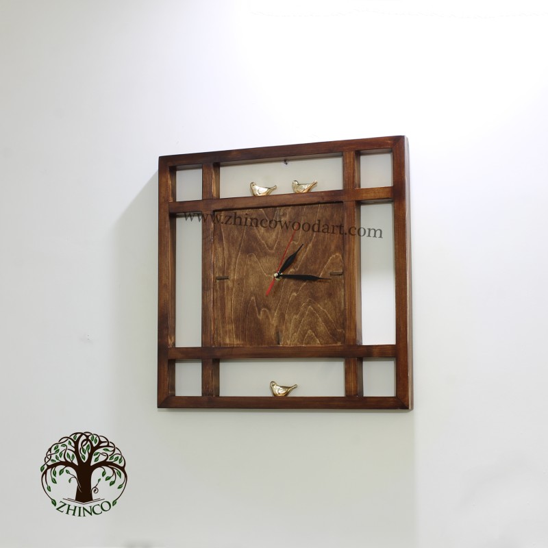 ساعت دیواری چوبی