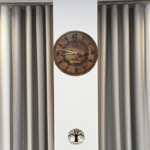 ساعت دیواری گرد چوبی