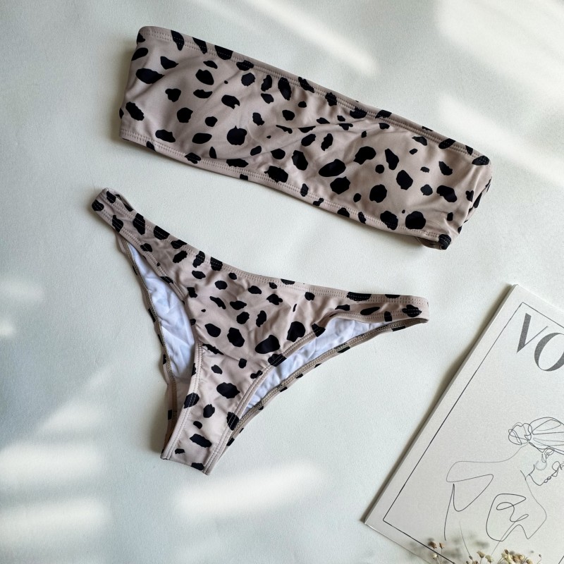 بیکینی کد ۰۰۴