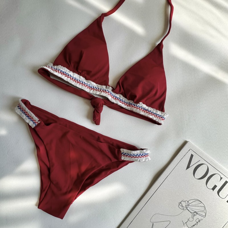 بیکینی کد ۰۰۷