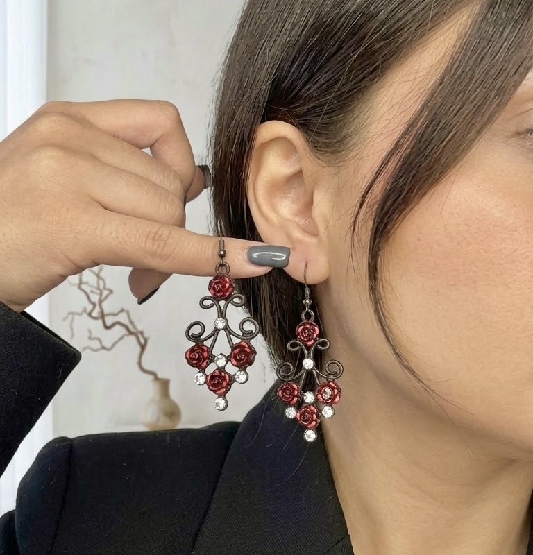 گوشواره رز شب وارداتی برند accessories