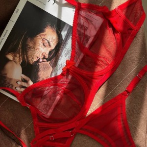 ست سوتین و شورت برند مکسوریا  MAXORIA