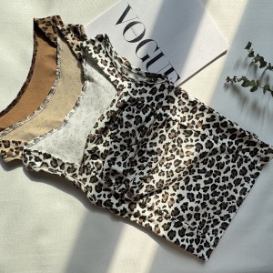 کراپ تاپ پلنگی جلو کشدار  کد ۴۳۸