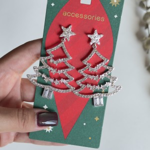 گوشواره درخت کریسمس 🎄 برند accessories و i am