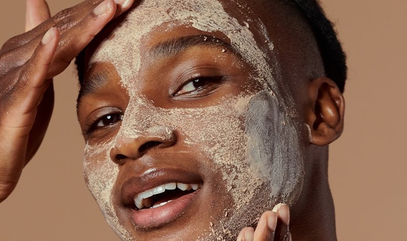 بهترین روش‌های لایه‌برداری پوست برای داشتن پوستی سالم و درخشان