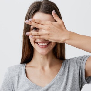 ورزش‌های چشمی برای بهبود بینایی و کاهش خستگی ناشی از استفاده از صفحات دیجیتال (مطلب)