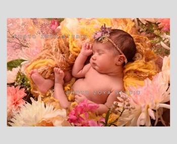 عکس نوزاد با تم حلقه گل